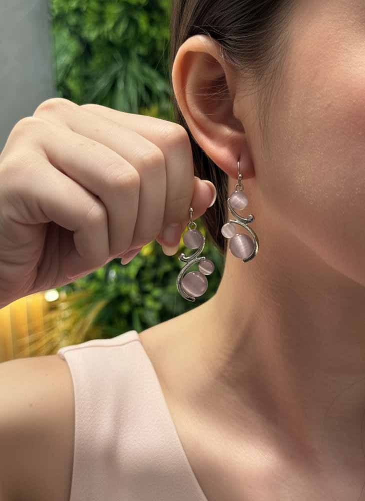 Moonlit Petals Earrings – Embrace of Elegance
