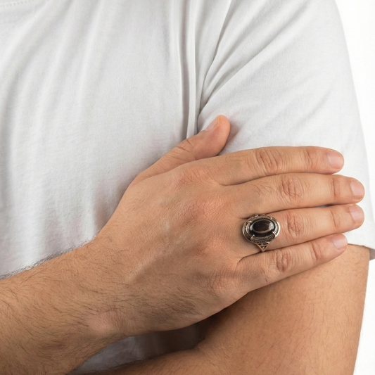 Black Cat’s Eye Men’s Ring – Protection, Focus & Disciplined Energy