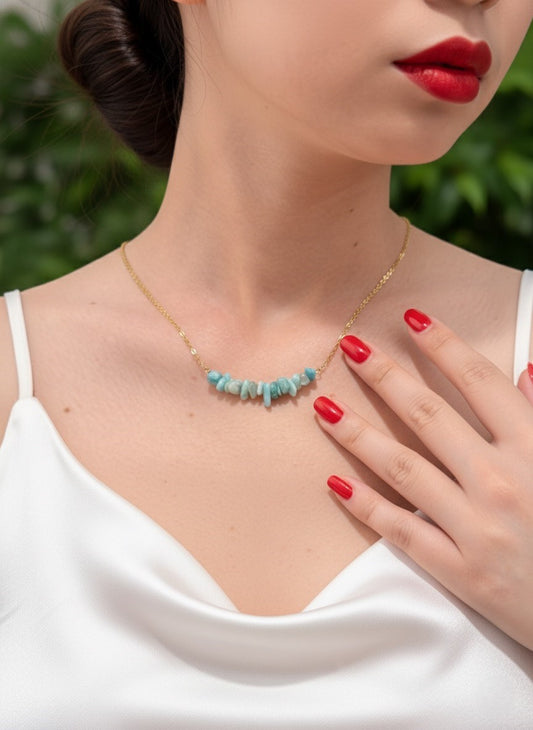 amazonite chip necklace close up