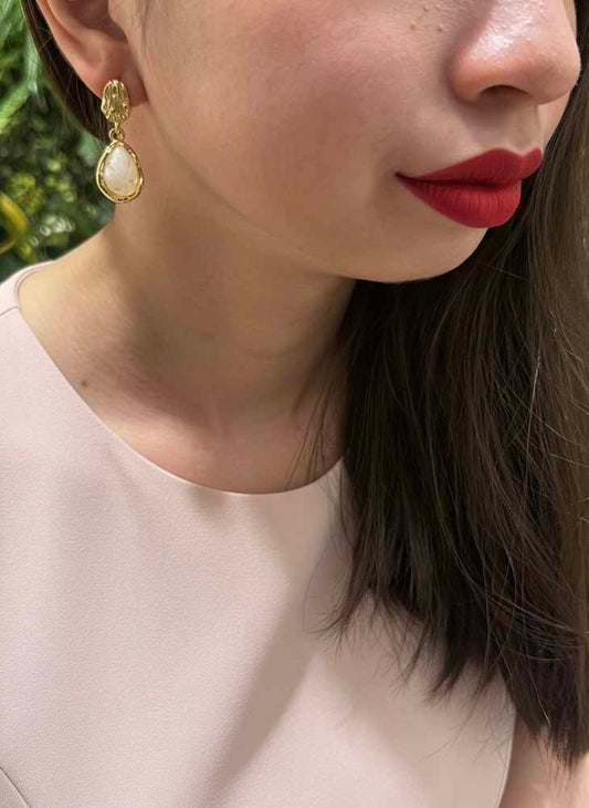 Moonstone Earrings - Lunar Dew Drops