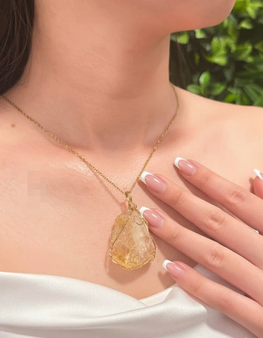 Raw Citrine Necklace – Natural Radiance & Abundant Flow