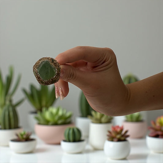 Royal Bloom Ring – Manifest Wealth, Hold Elegance