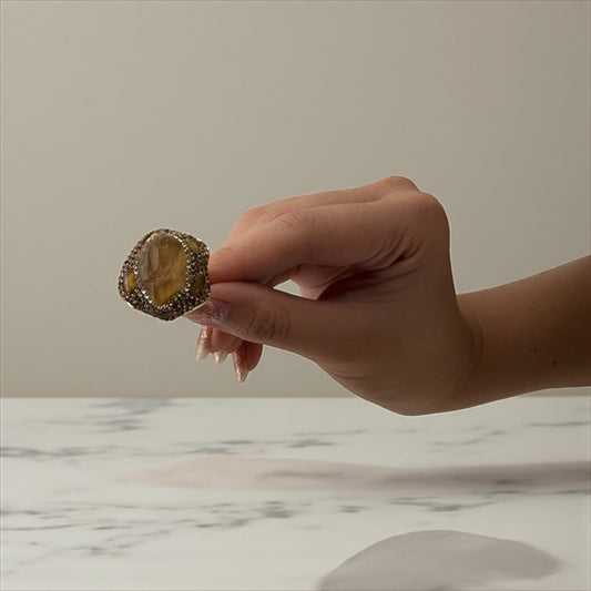 Solar Luxe Citrine Ring – Command Energy & Radiate Confidence