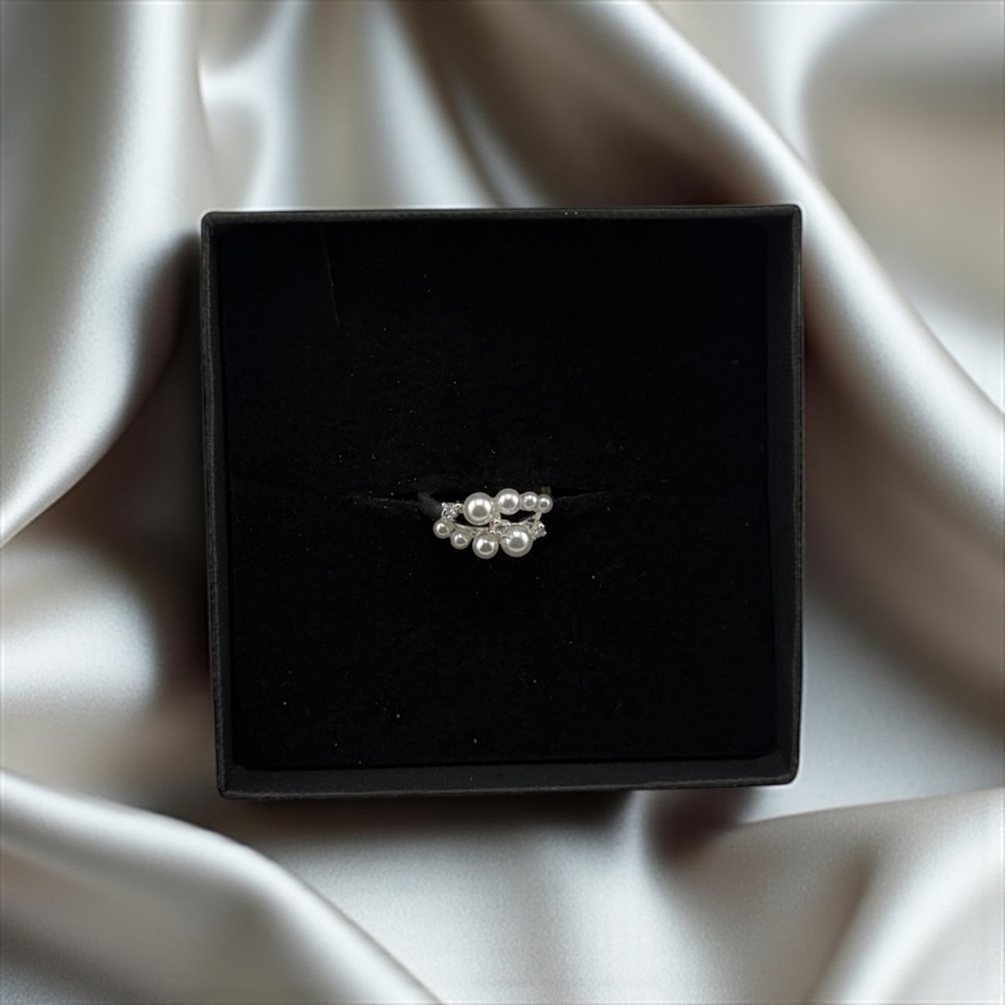 Radiant Clustered Pearl Ring – Soft Sparkle & Divine Flow