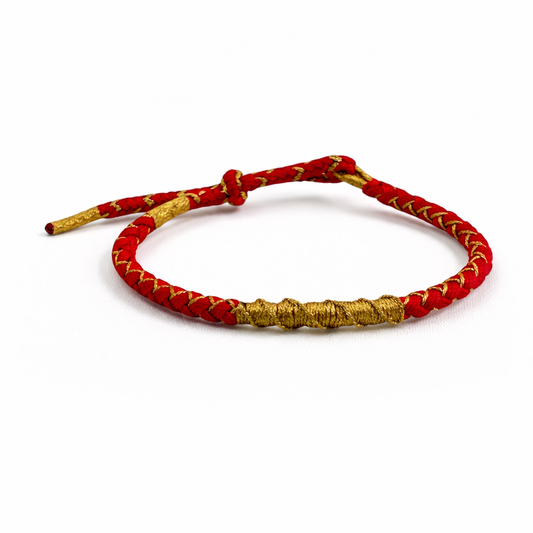 Red Protection Thread Bracelet – Strength, Courage and Energy Shield