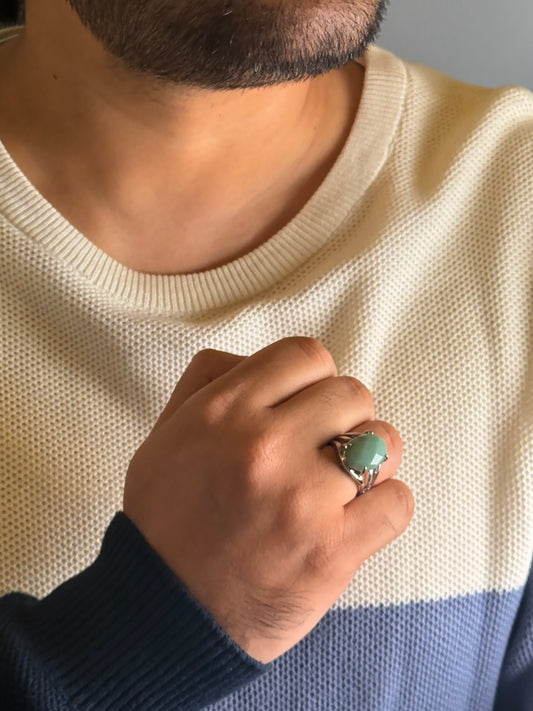 Man wearing Amazonite male ring in silver finish