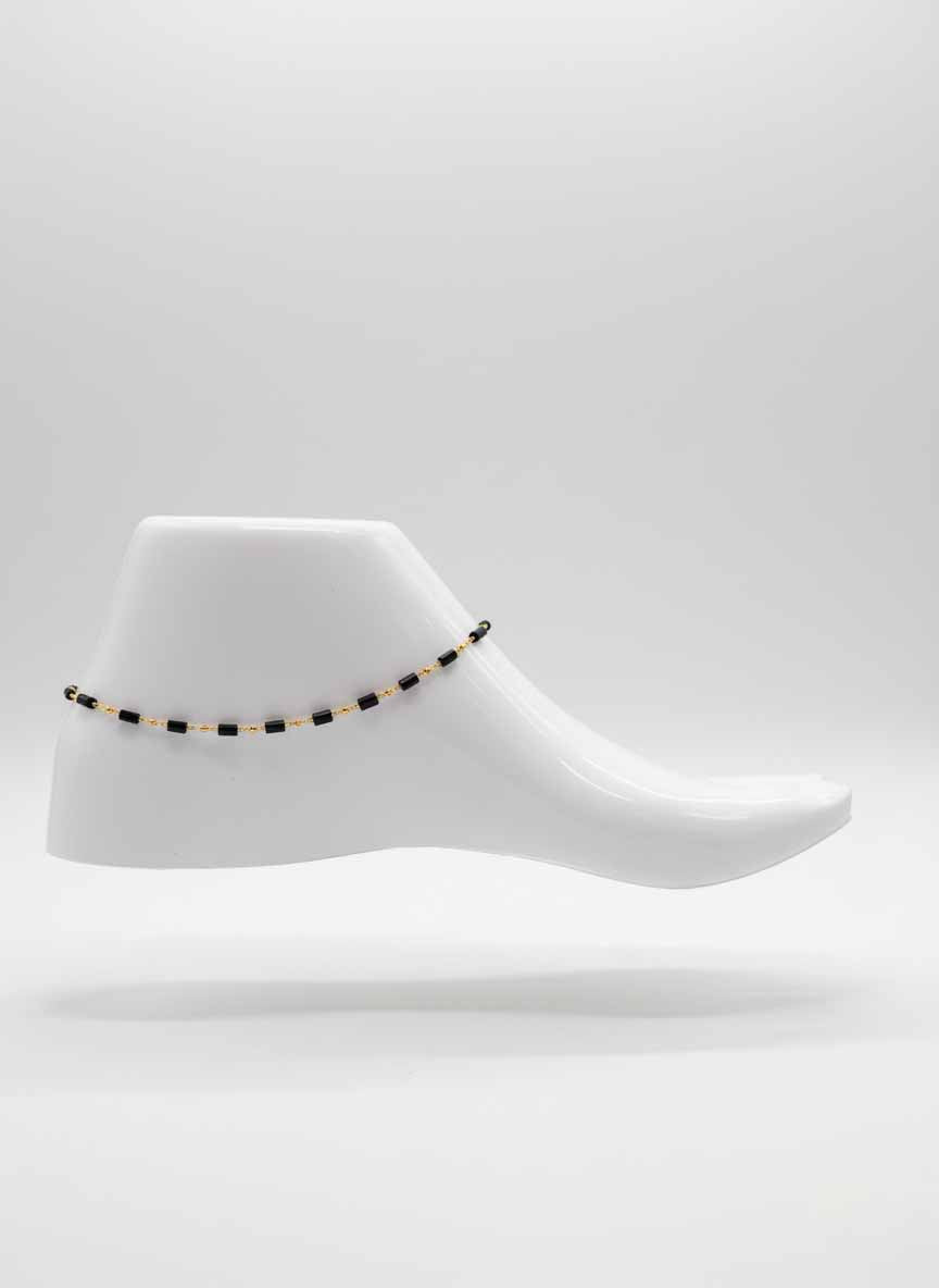 Black Obsidian Crystal Anklet – Stylish Chain Anklet with Spiritual Protection