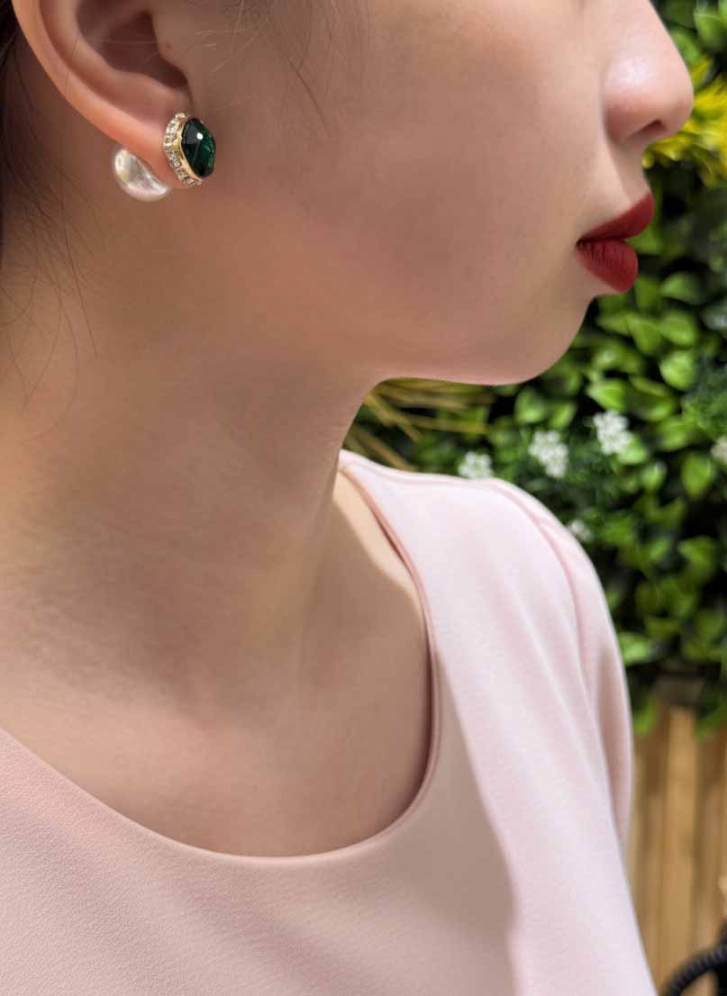 Emerald Grace Duo Earrings – Elegant Emerald Grace Jewelry & Timeless Green Stone Style