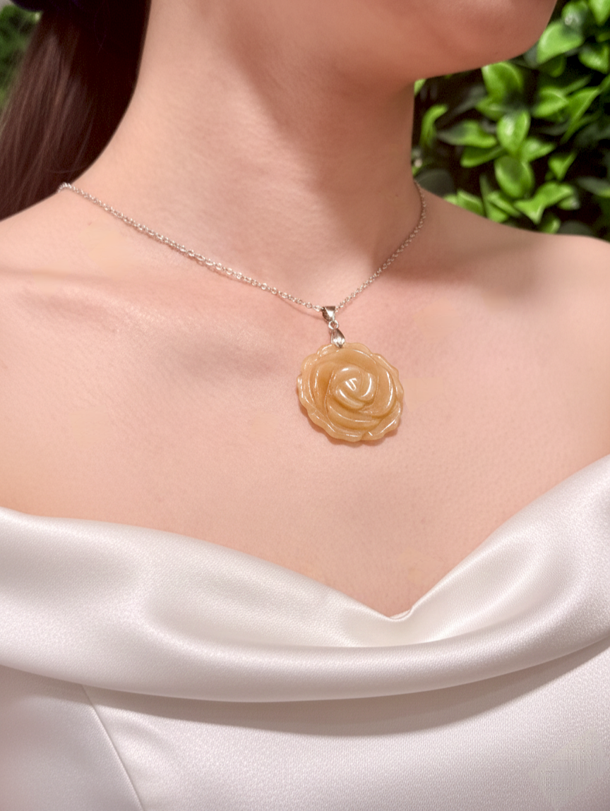 Yellow Aventurine Rose Pendant Necklace – Confidence, Optimism and Emotional Balance