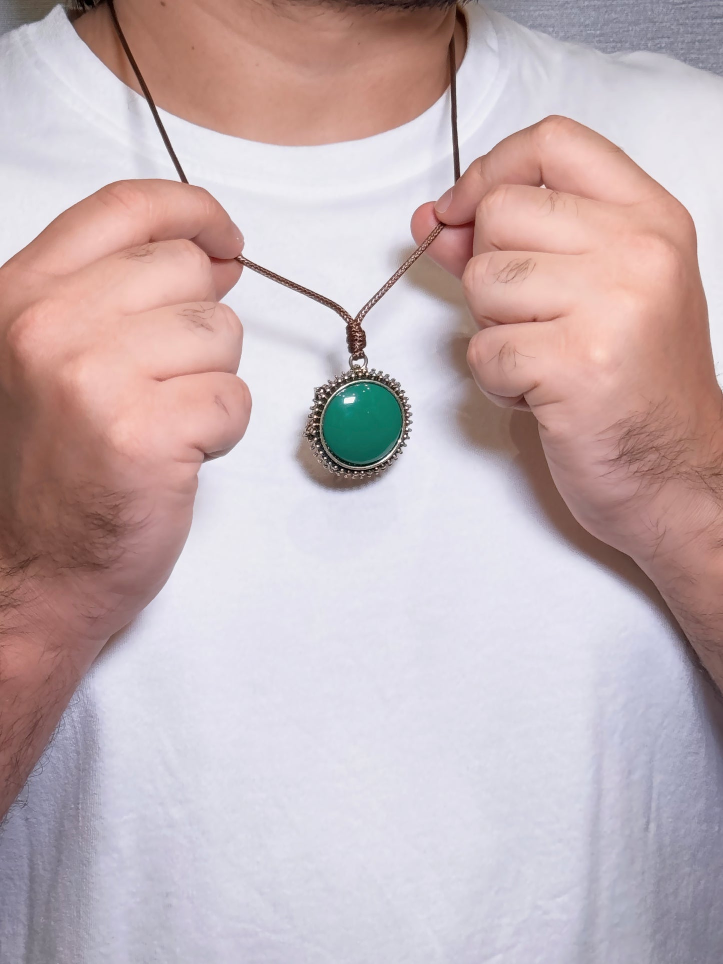 Green Onyx Round Pendant Men’s Necklace – Natural Stone Pendant