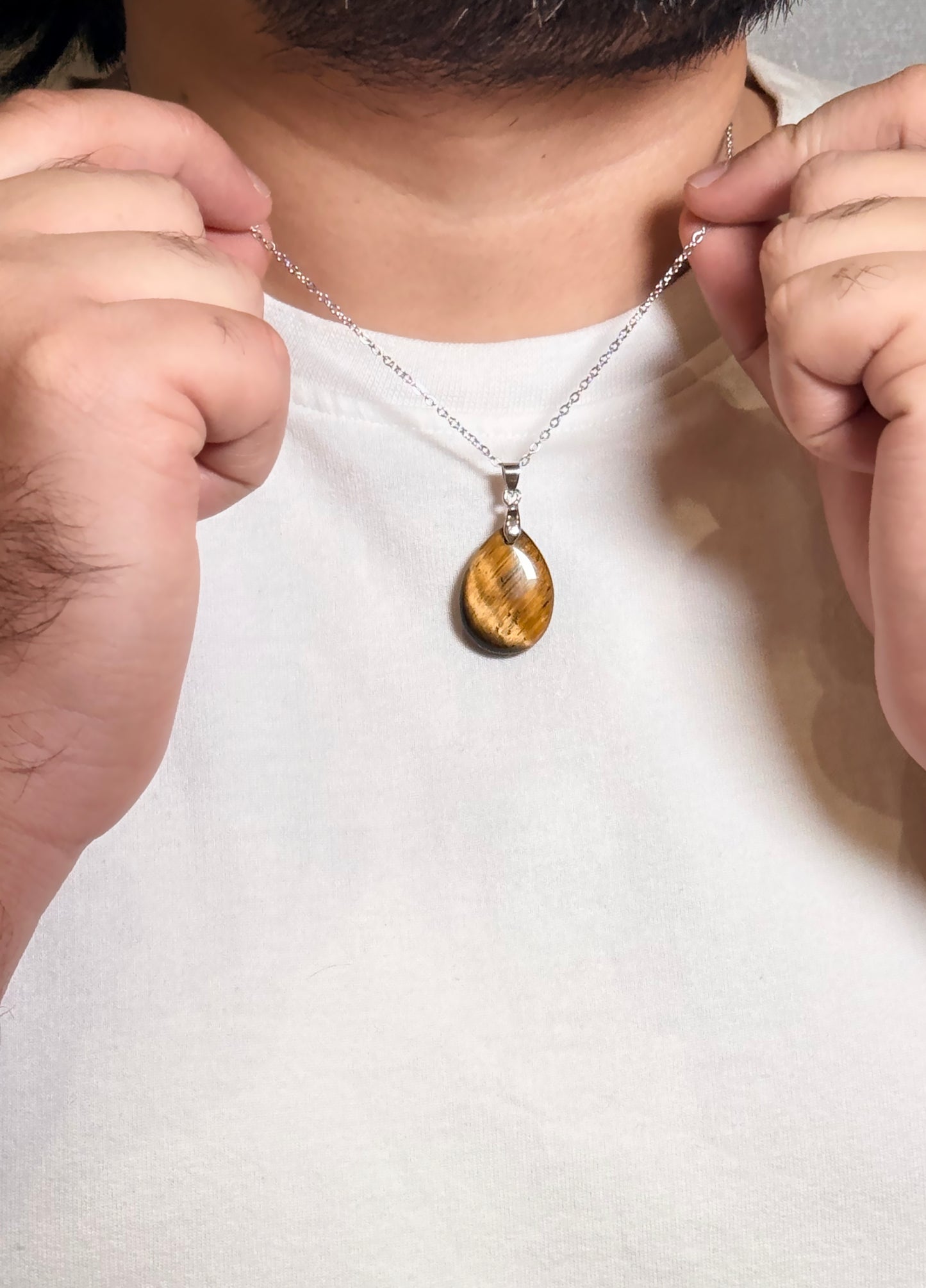 Tiger Eye Teardrop Pendant Men’s Necklace – Natural Golden Brown Stone Necklace