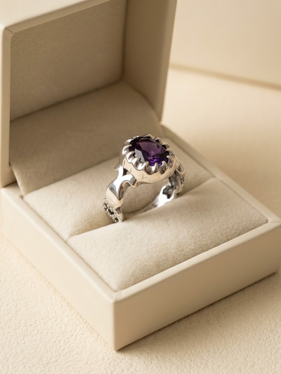 Amethyst Royal Crest Men’s Ring – 925 Sterling Silver