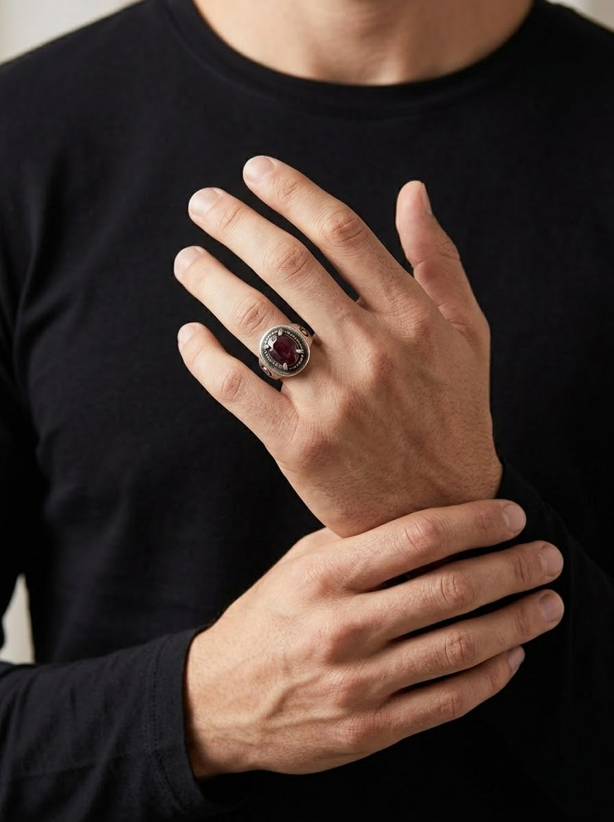 Garnet Heritage Men’s Ring – 925 Sterling Silver