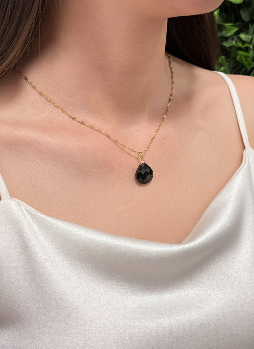 gold plated black onyx necklace close up