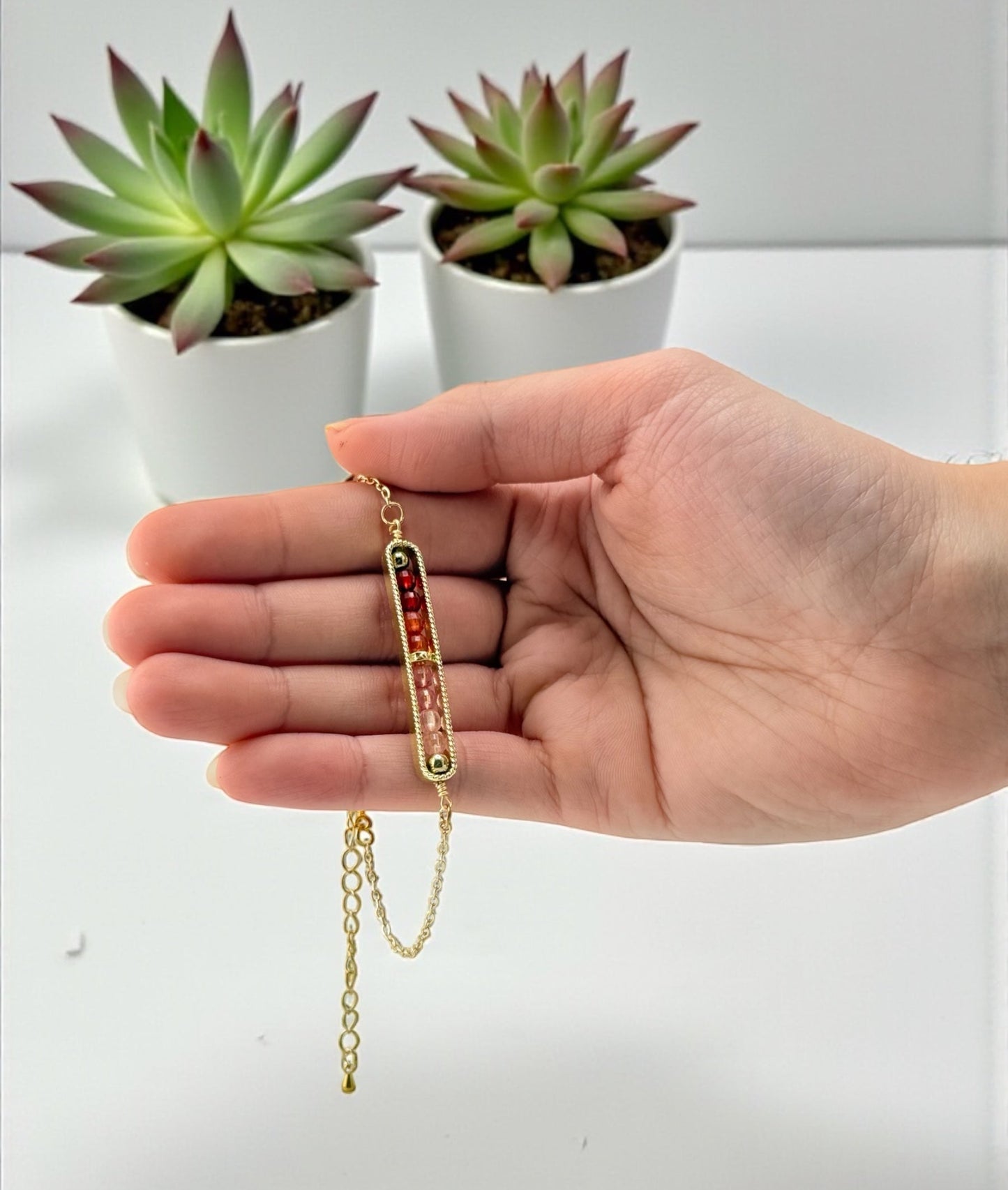 gradient pink to red stone bracelet