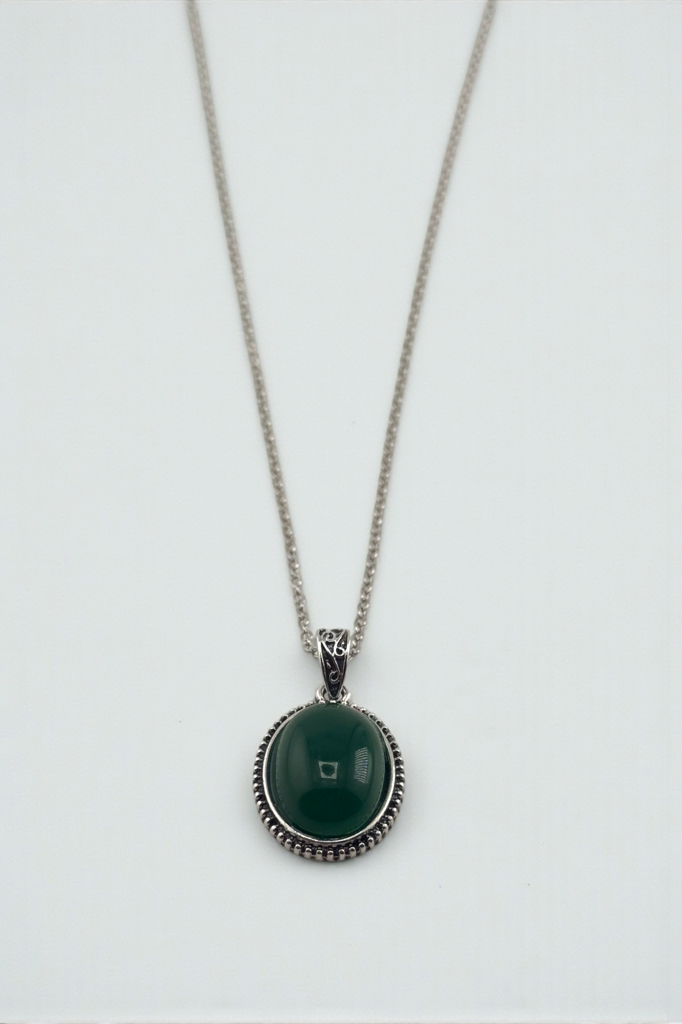 Green Onyx Oval Pendant Necklace – Strength, Balance and Protection