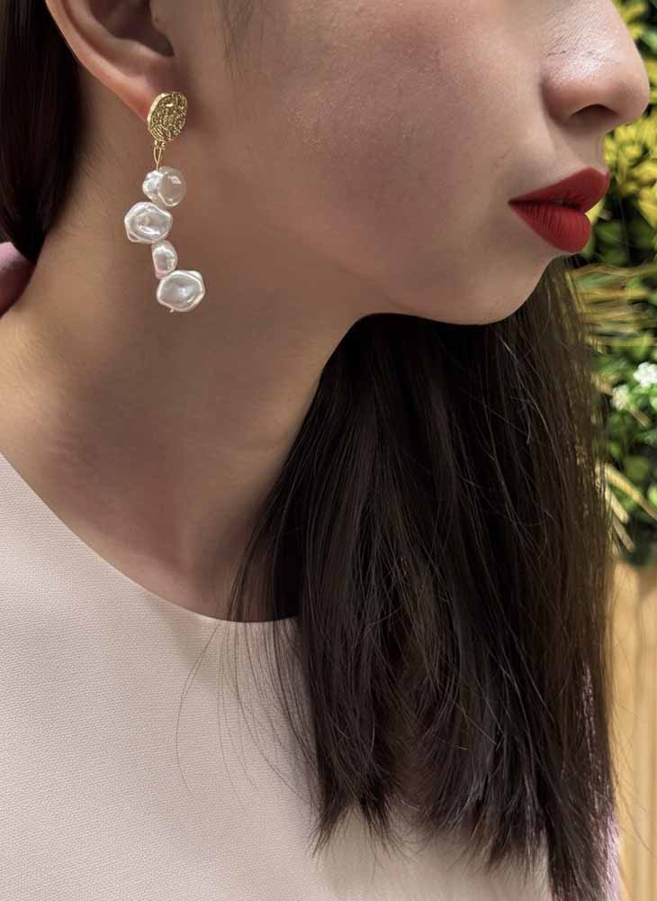 Moonlit Rhapsody – Elegance in Every Drop