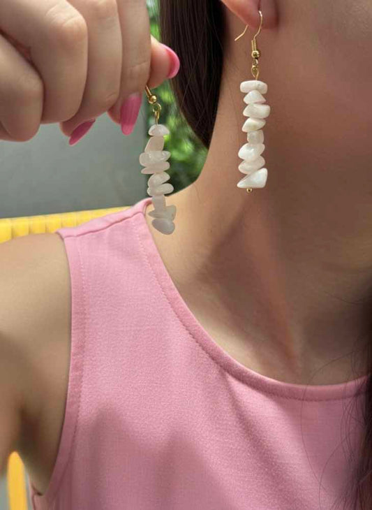 Lunar Veil – Moonstone Earrings