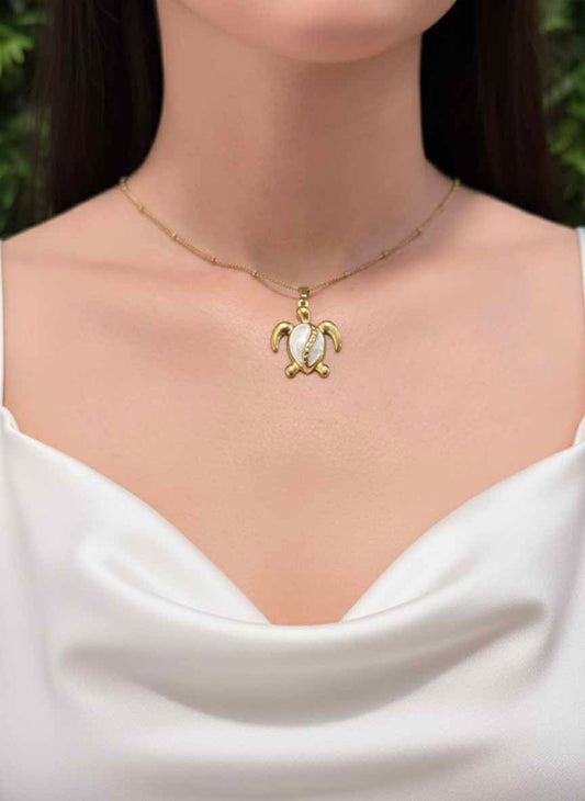 White Opal Turtle Necklace – ocean-inspired opal pendant with radiant charm.