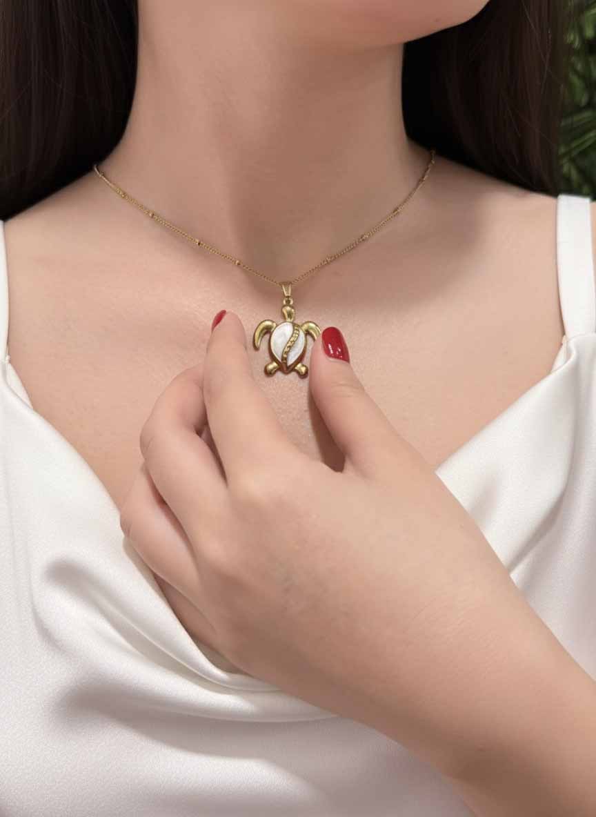 White Opal Turtle Necklace – ocean-inspired opal pendant with radiant charm.