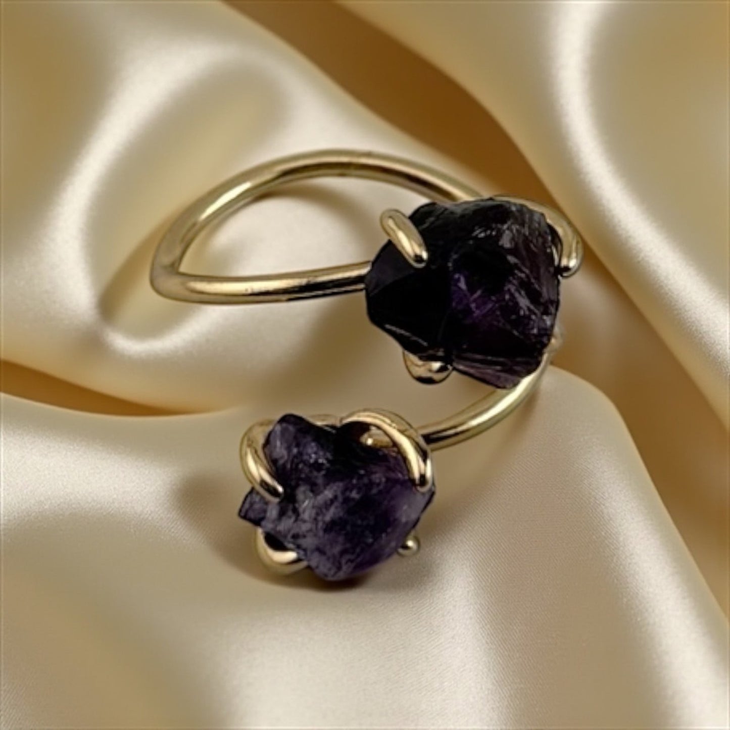 Amethyst Edge Ring – Power in Passion, Strength in Love