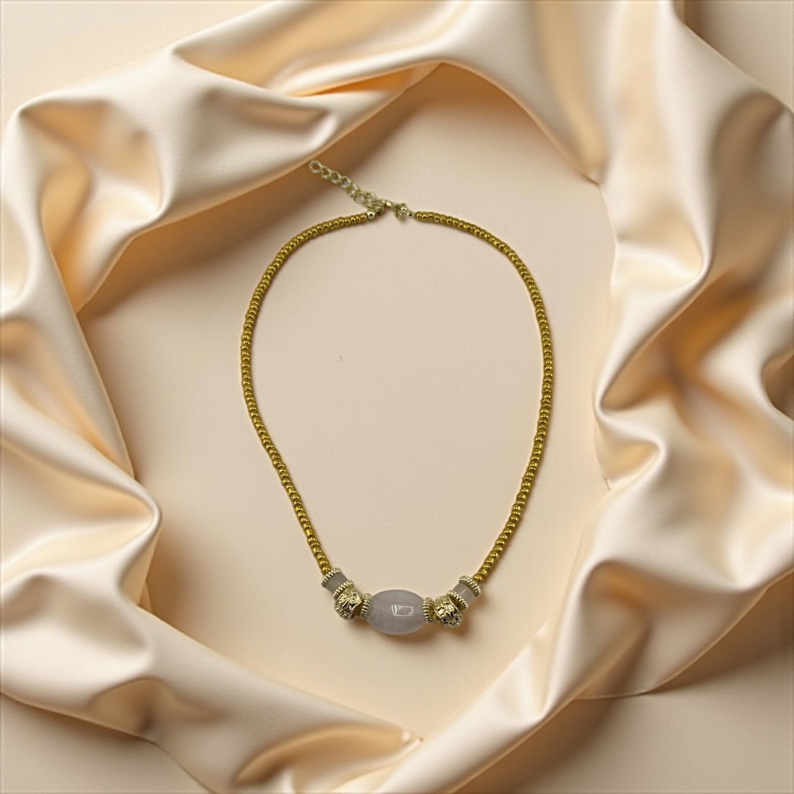 Rose Quartz Necklace – Romantic Elegance & Heartfelt Grace