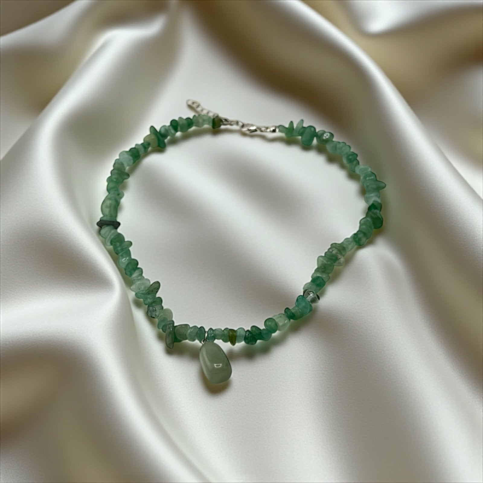 Natural Jade Necklace – Serene Balance & Timeless Grace