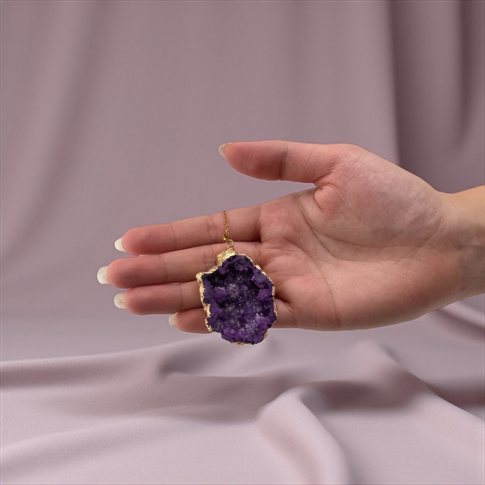 Raw Amethyst Necklace – Spiritual Glow & Untamed Beauty