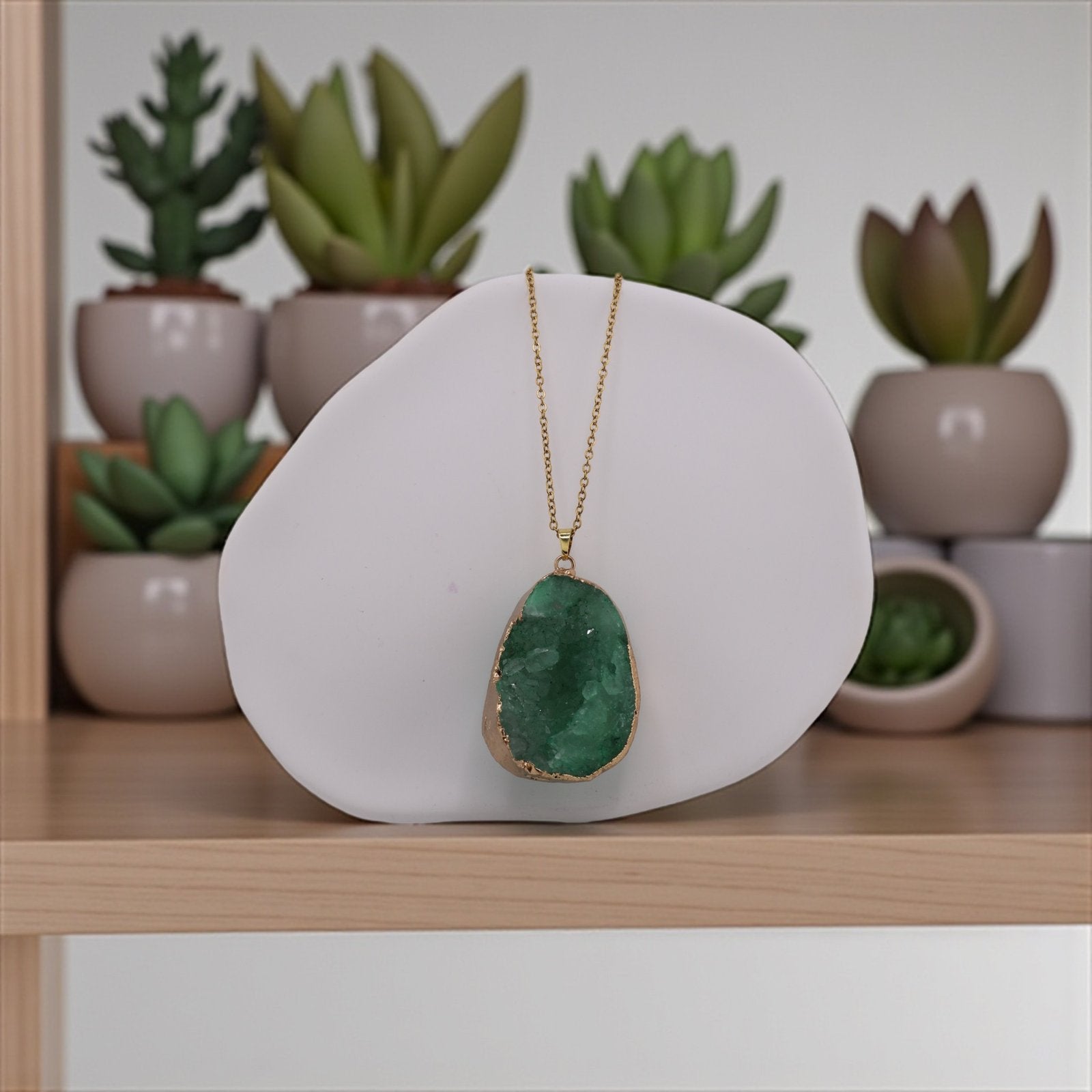 Green Geode Natural Cut Necklace – Fresh Energy & Healing Spirit