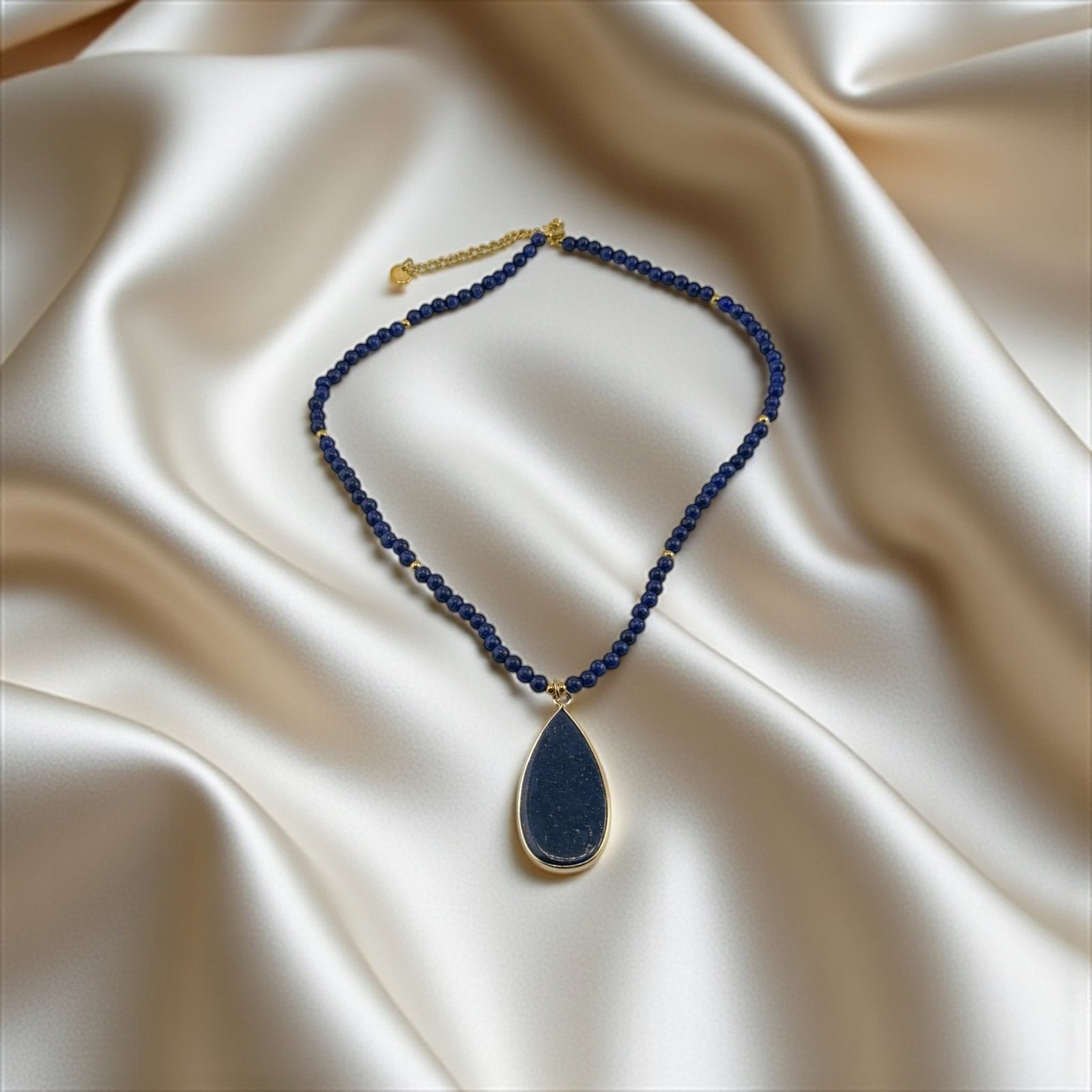 Lapis Lazuli Necklace – Royal Wisdom & Celestial Charm