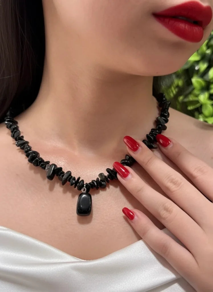 Raw Black Obsidian with Polished Pendant Necklace – Bold Energy & Refined Touch