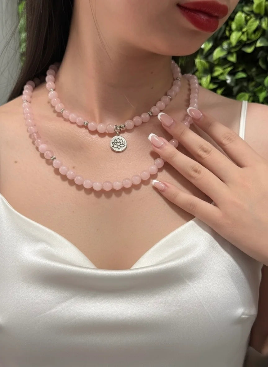 Rose Quartz with Silver Spacer Beads Necklace – Romantic Elegance & Subtle Charm