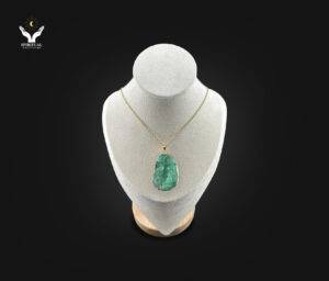 Emerald Bloom – Raw Green Crystal Necklace