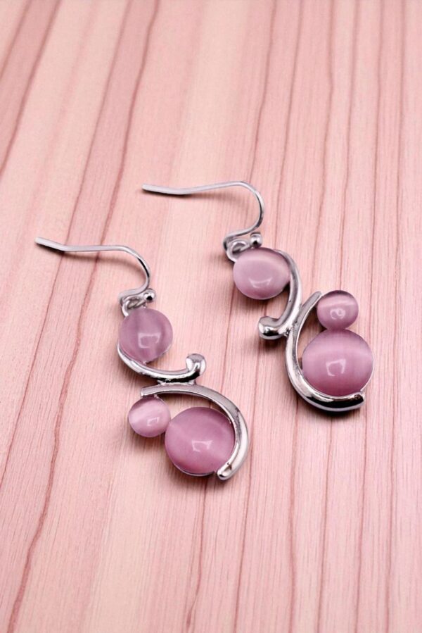 Moonlit Petals Earrings – Embrace of Elegance