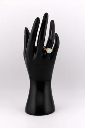 Moon Whisper Ring – Speak Light, Hold Clarity