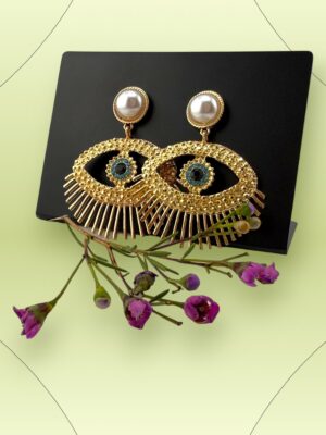 Eye of Divine – Pearl Ward Off Negativity in Style