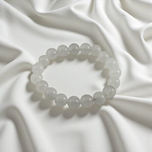 White Guard – 10mm  Stone: Rainbow Moonstone (For past memory healing, heartbreak recovery, and anxiety relief)